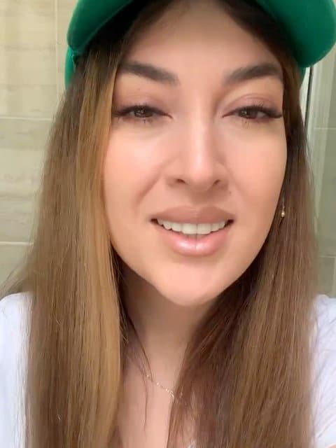 Hey · Sahar
