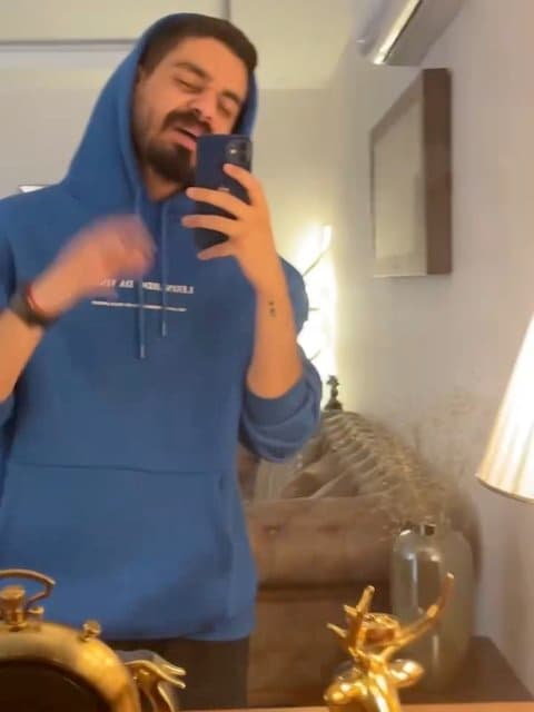 Too In Khoone (Ft Hoomaan & Arman Miladi) · Koorosh