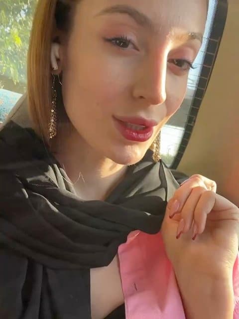 Hesse Khoobie · Shadmehr Aghili