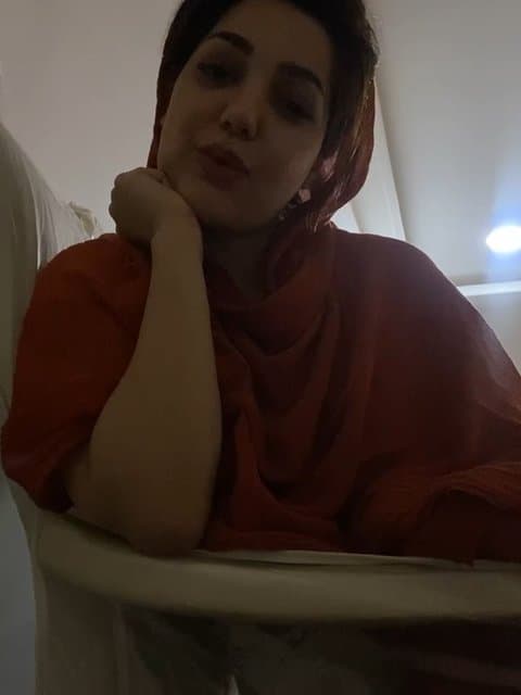Vaseye To · Anita