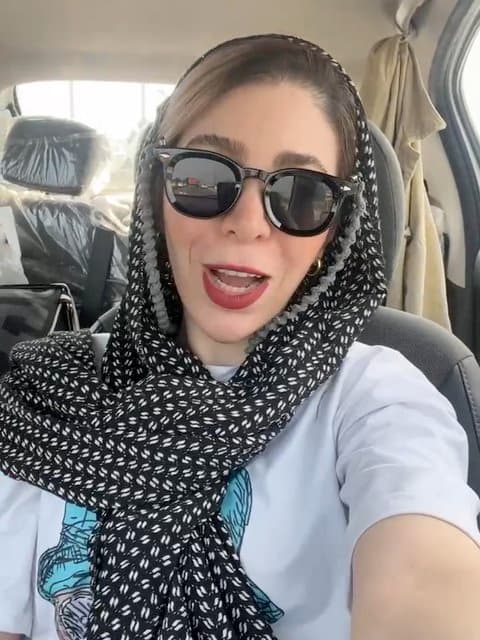 Dige Azat Badam Miaad · Afshin