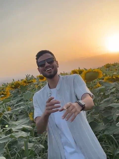 Gole Aftab Gardoon · Arian Band